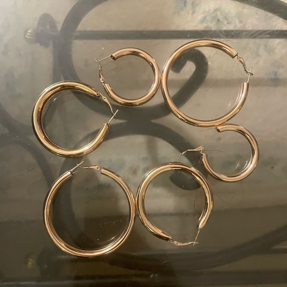 Multiple set of hoops. Hailey Bieber vibes